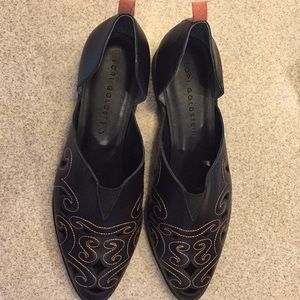 Western slip on shoe